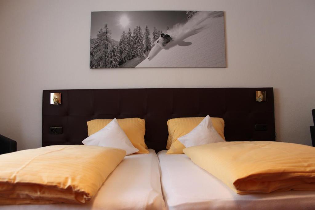 Hotel Garni Dorfblick St. Anton am Arlberg Rom bilde